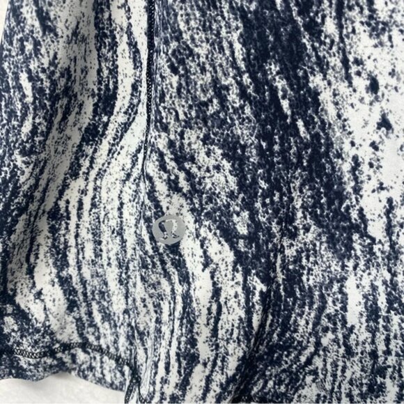 Lululemon Runbeam Hoodie Texture Twist White Black / Black 8 - Picture 10 of 12